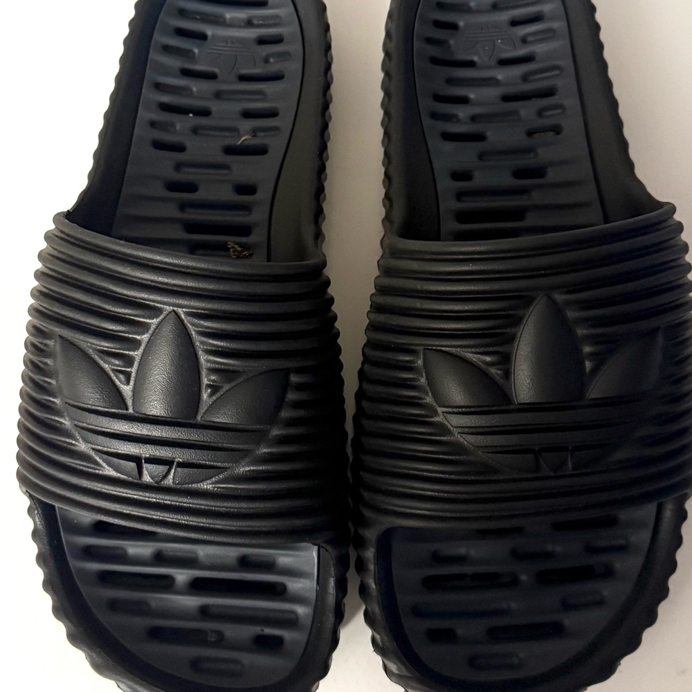 adidas Black Ribbed Slide Sandals with Trefoil Logo
